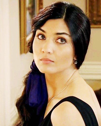 Tuba Büyüküstün